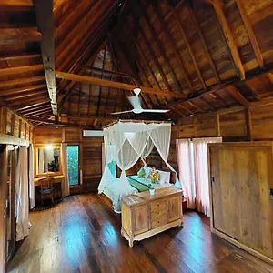 Shivananda Antique By Eps , Ubud (Bali) Indonesia
